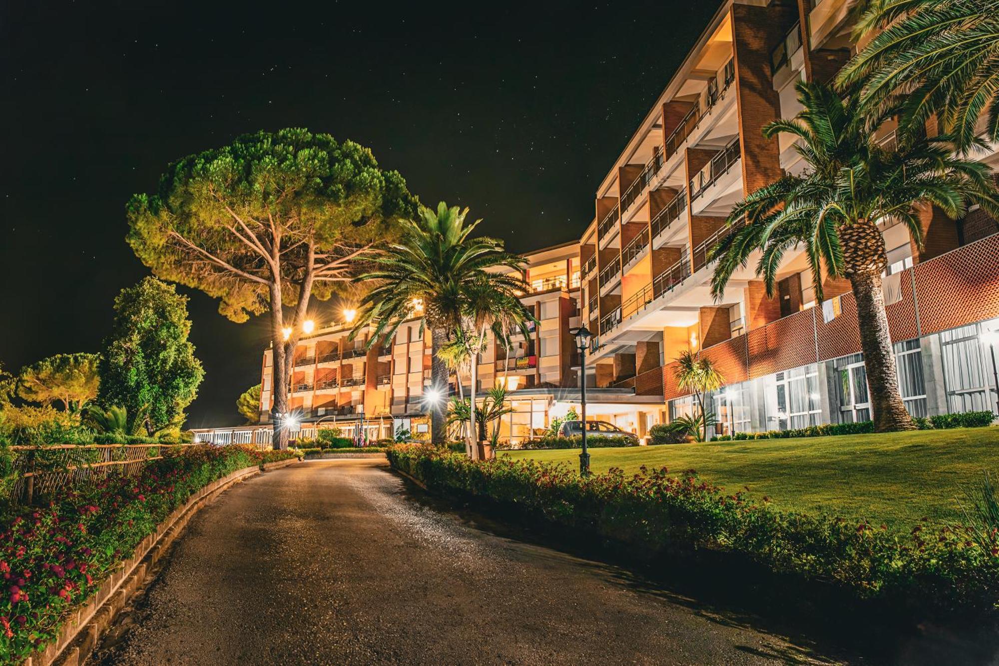 Hotiday Room Collection - Porto Azzurro Capoliveri  Exterior foto